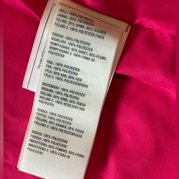 Hollister pink puffer vest - Picture 3 of 4